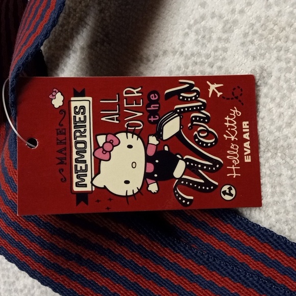 EVA AIR Hello Kitty Sanrio Travel Tote - Picture 2 of 7